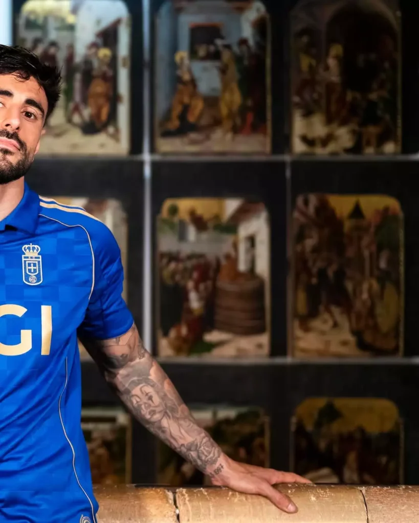 Camisa do Real Oviedo 2025-26 celebra centenário com estilo