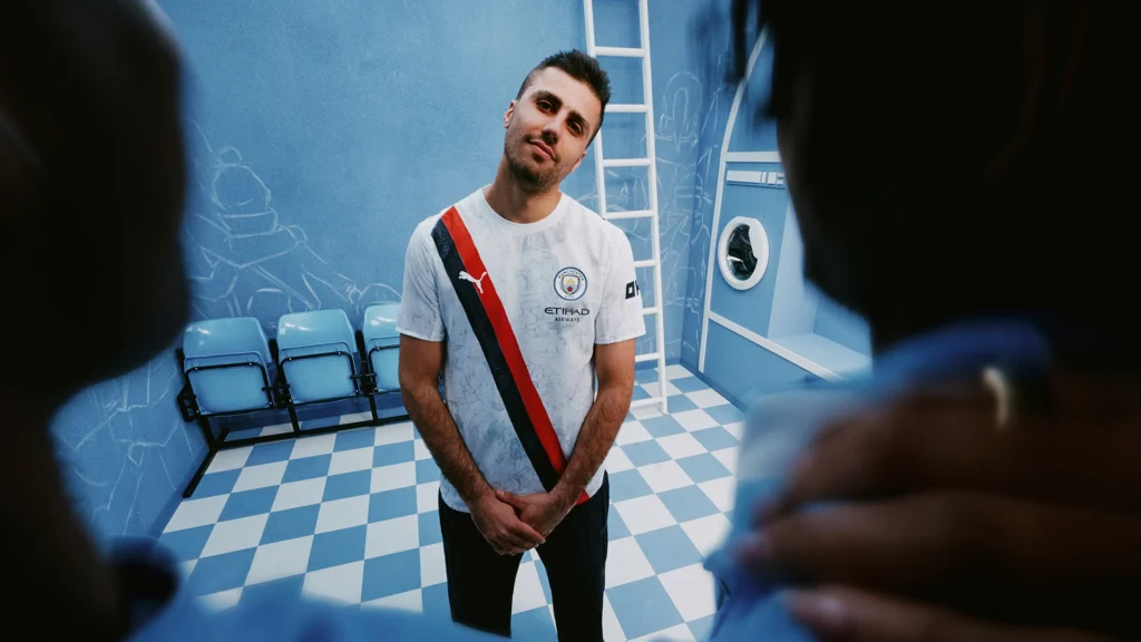 Camisa do Manchester City para a Copa do Mundo de Clubes 2025 celebra a Poznán