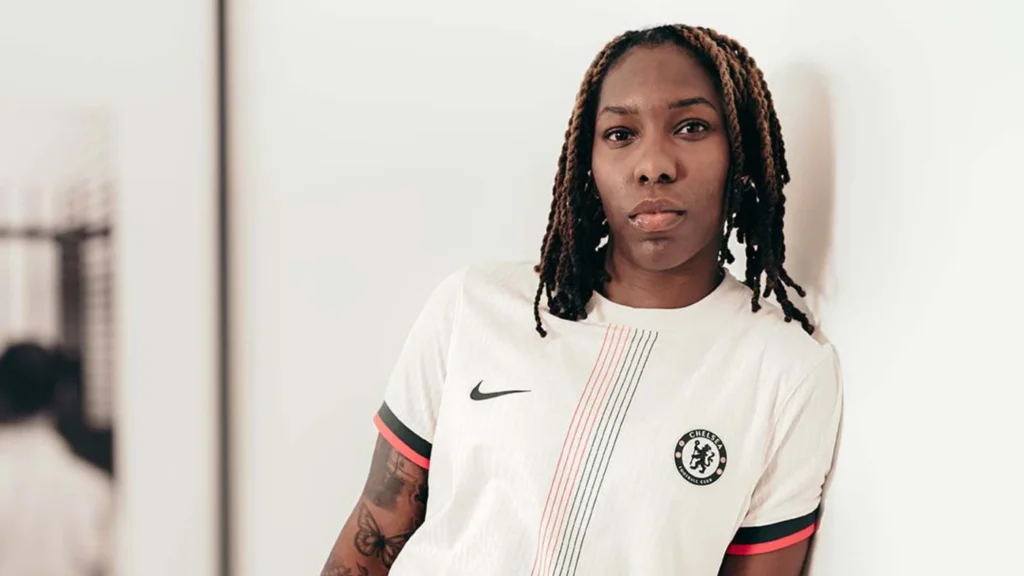 Camisa reserva do Chelsea FC 2025-2026 une tradição e estilo