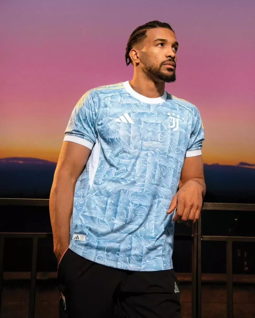 Camisa reserva da Juventus 2025-2026 é um mergulho no verão italiano