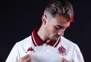 Nova camisa reserva do Wydad Casablanca 2025-2026 é revelada