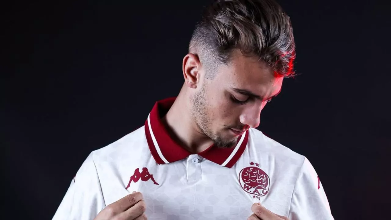 Nova camisa reserva do Wydad Casablanca 2025-2026 é revelada
