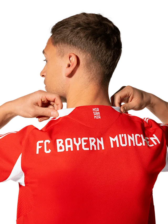 Camisa titular do Bayern de Munique 2025-2026 surpreende