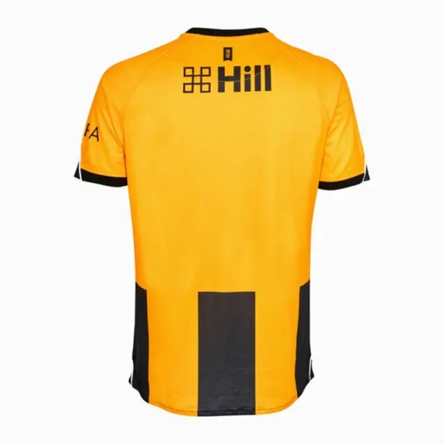 Camisa titular do Cambridge United 2025-2026 é revelada