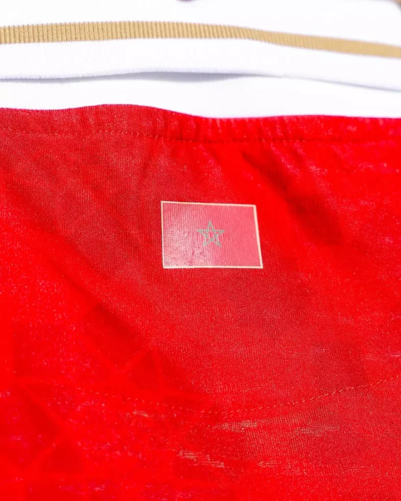 Camisa titular do Wydad Casablanca 2025-2026 é revelada