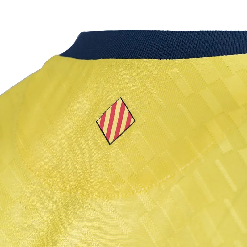 Camisa titular do Villarreal 2025-26 traz faixa azul-marinho
