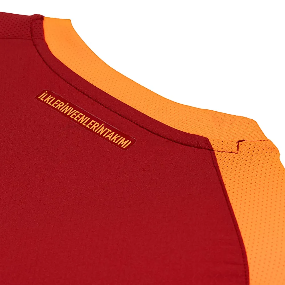 Camisas do Galatasaray 2025-2026 celebram título histórico com estilo