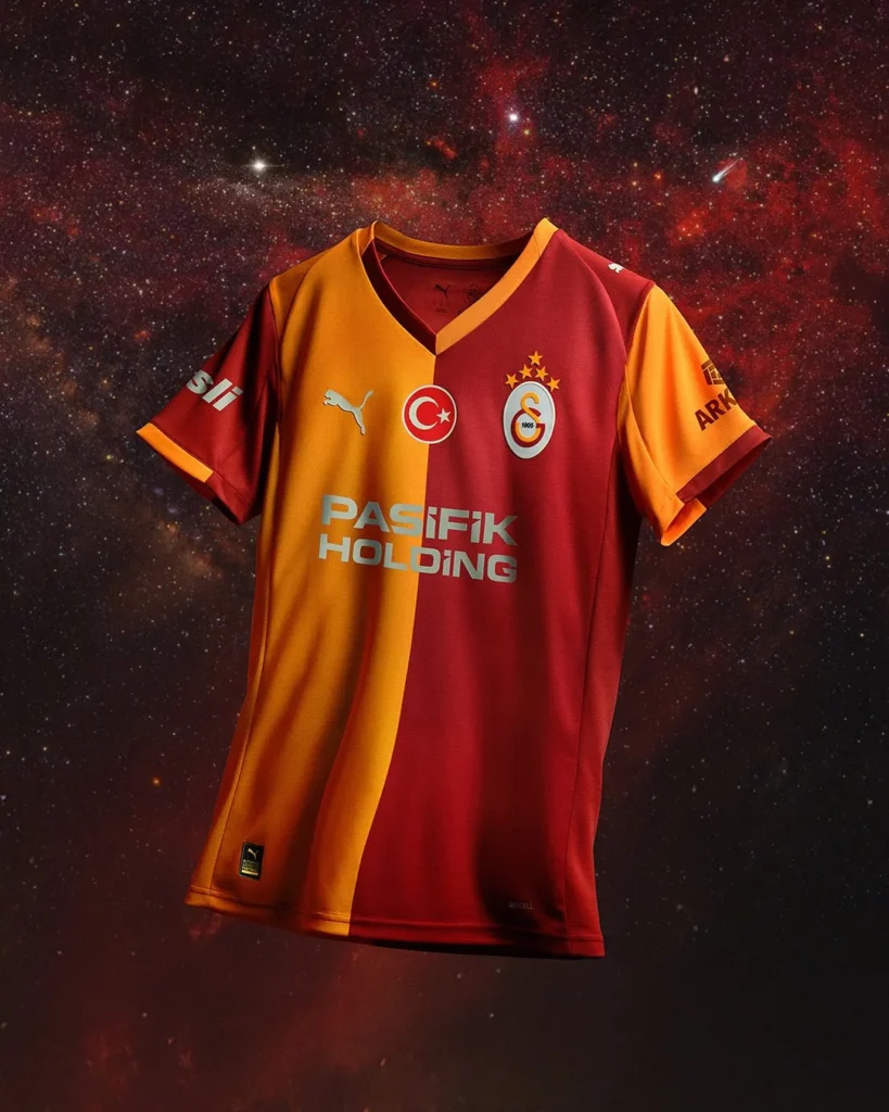 Camisas do Galatasaray 2025-2026 celebram título histórico com estilo