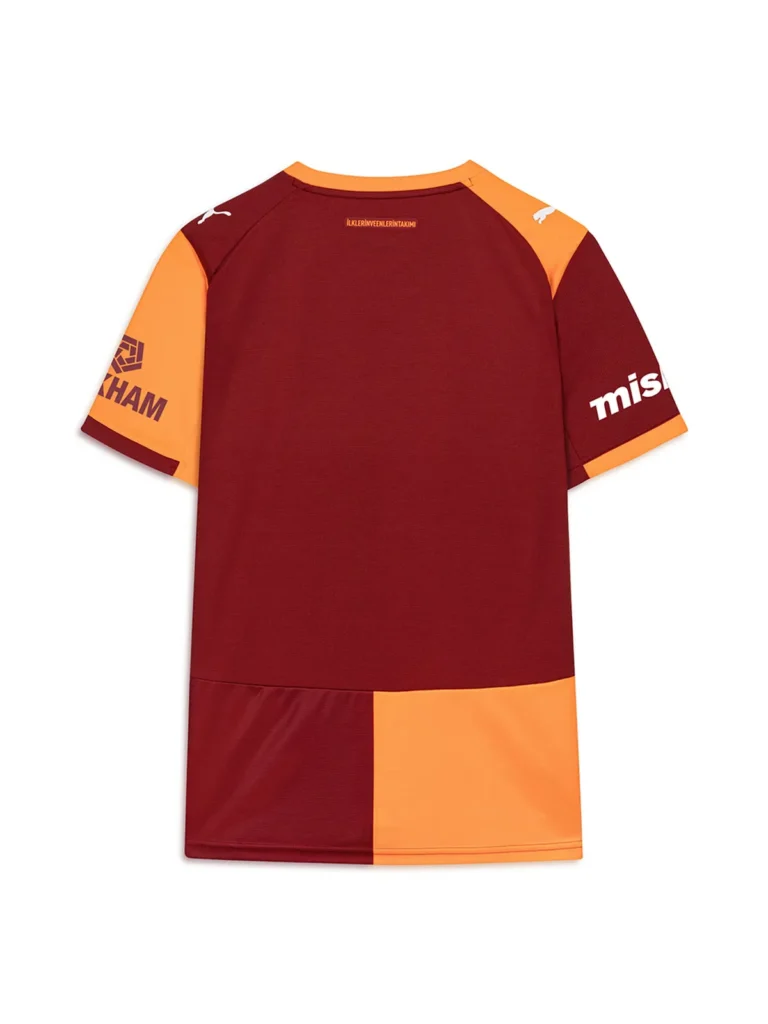 Camisas do Galatasaray 2025-2026 celebram título histórico com estilo