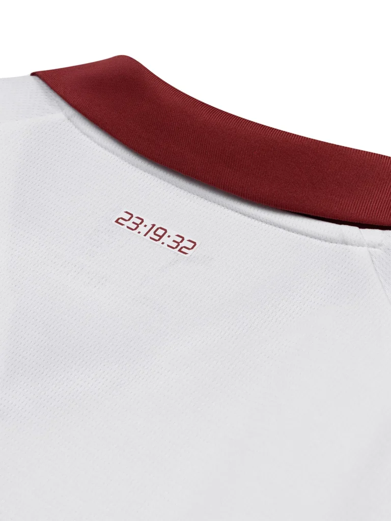Camisas do Galatasaray 2025-2026 celebram título histórico com estilo