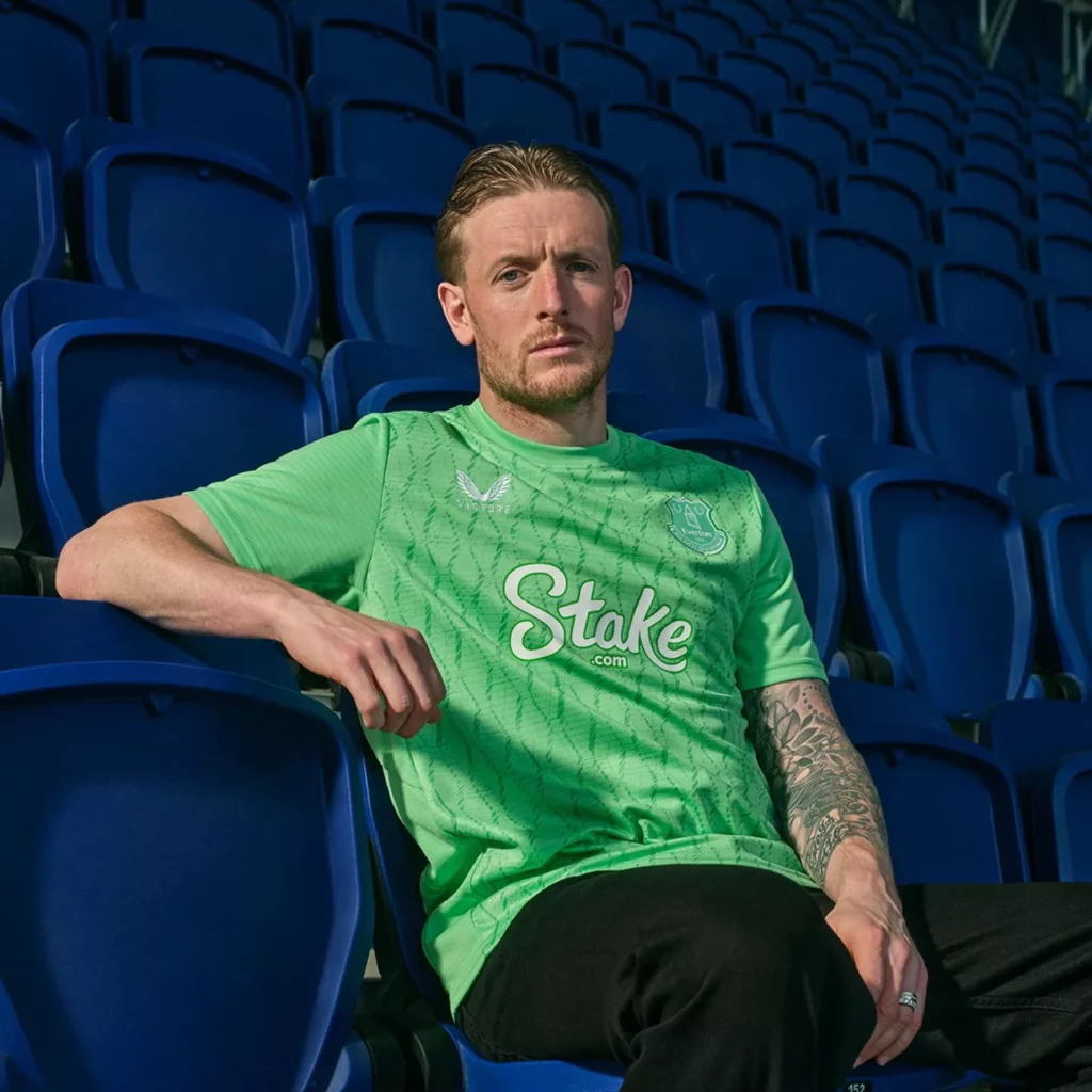 Everton FC lança nova camisa titular 2025-2026