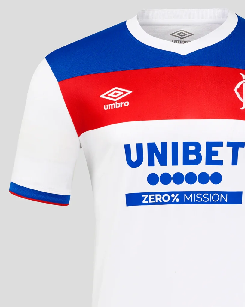 Nova camisa reserva do Rangers FC 2025-2026 é revelada pela Umbro e marca o retorno da fornecedora com um visual elegante e moderno.