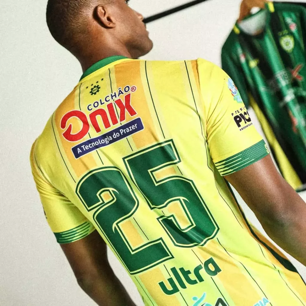 As novas camisas do SE Picos 2025 foram lançadas pela Ultra e unem tradição e modernidade para a Série B do Campeonato Piauiense.