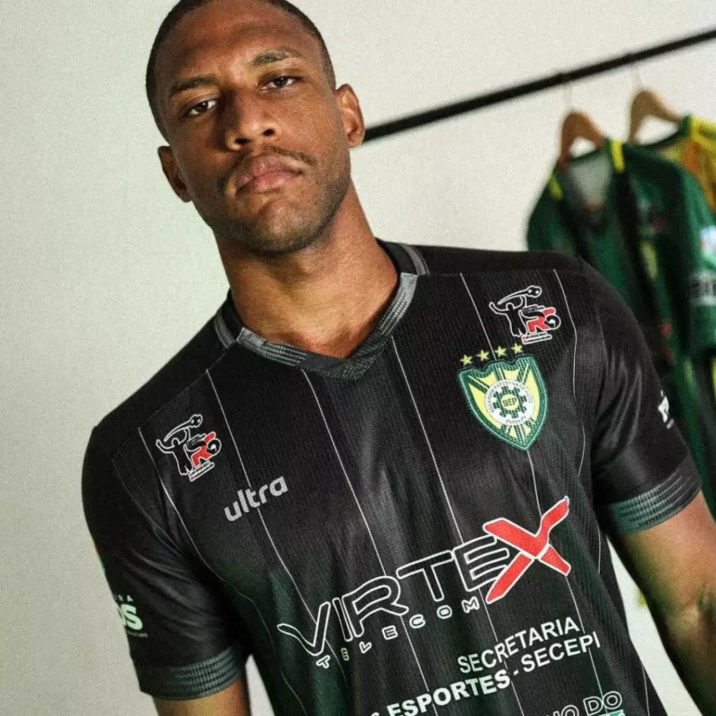 As novas camisas do SE Picos 2025 foram lançadas pela Ultra e unem tradição e modernidade para a Série B do Campeonato Piauiense.
