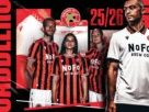Walsall FC 25-26: Camisas Titular e Reserva Surpreendem